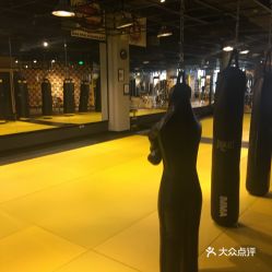 电话,地址,价格,营业时间 大连运动健身