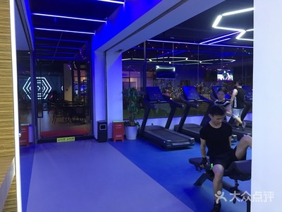 瑞丰健身俱乐部