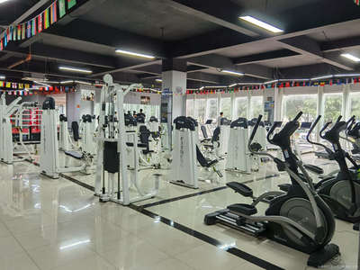 斯巴达健身俱乐部 打造强健体魄与坚韧意志的现代殿堂